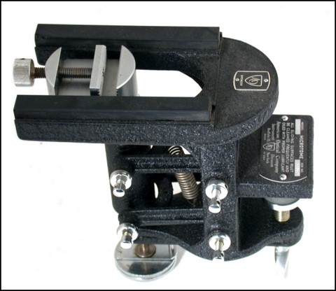 AO 900 Bench Microtome